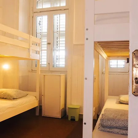 ホステル Agueita House